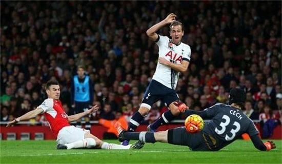 浓墨重彩的 浓墨重彩的